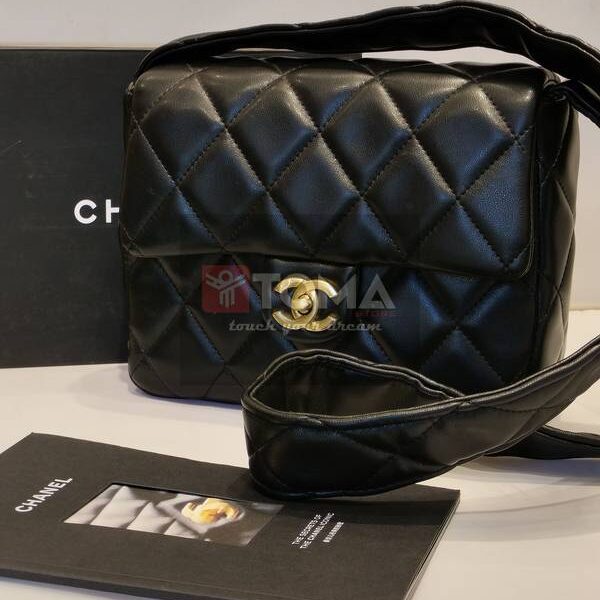 VINTAGE CC SQUARE FLAP BAG