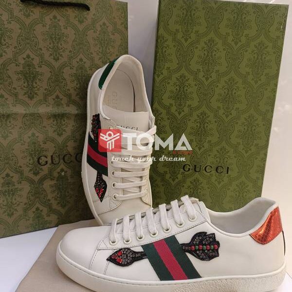 gucci crystal embel lished