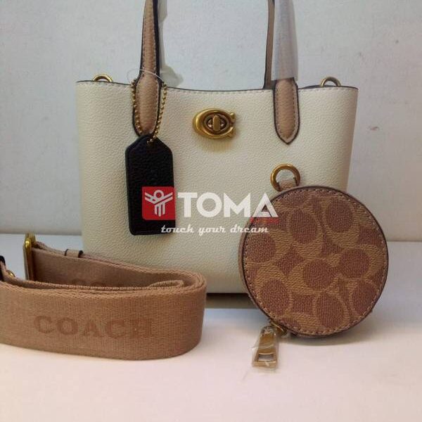 willow tote bag in signature canvas