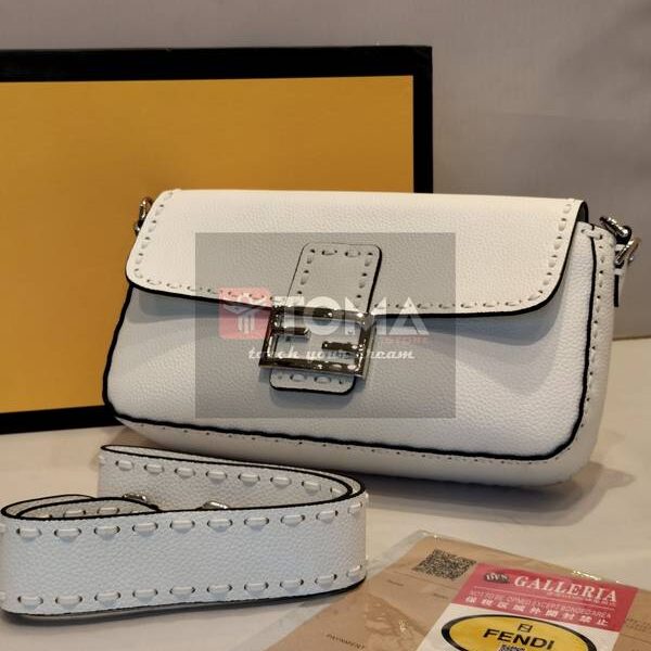baguette leather bag