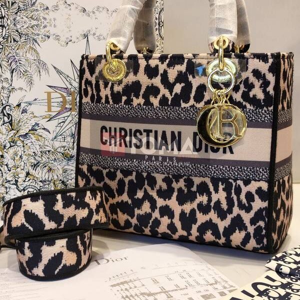 tiger lady dior