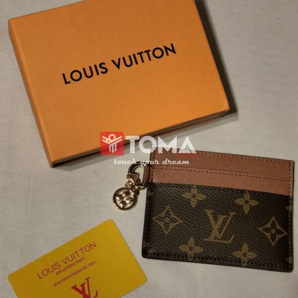 LV CARD  4250