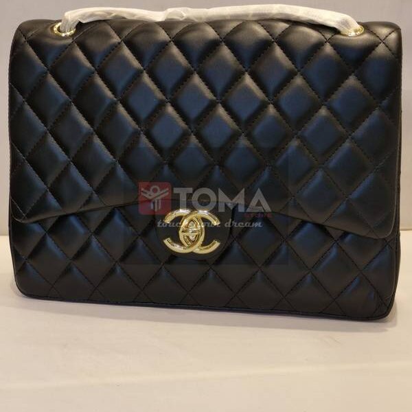CHANEL CLASSIC FLAP BAG