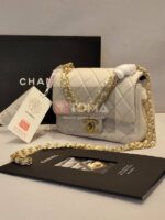 CHANEL MINI PEARL CRUSH FLAP - Image 3