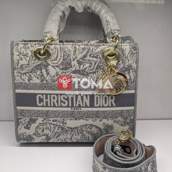 lady dior bag