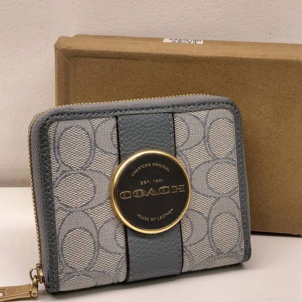 COACH W S 2820