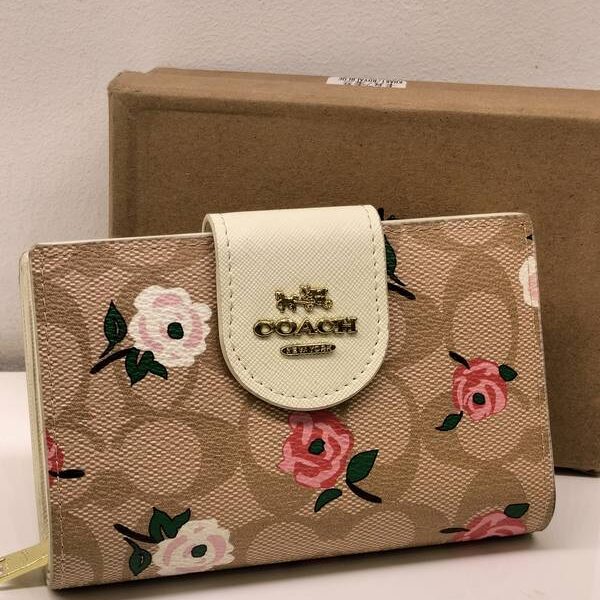 COACH W S 2822