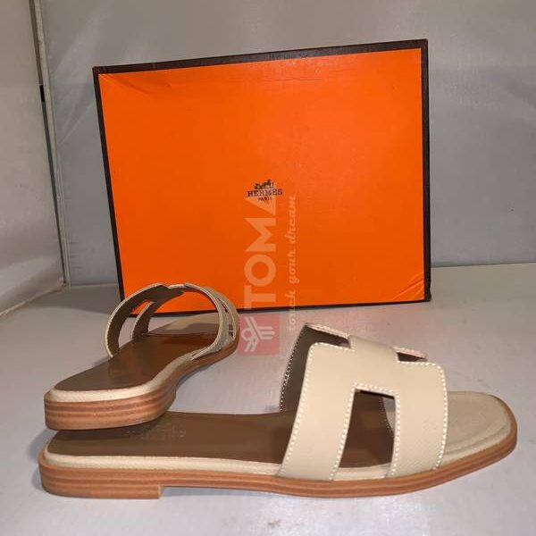 ORAN SANDAL