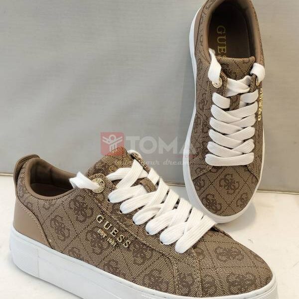 GUESS 4305