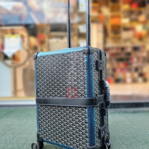TORRLY GOYARD XXX