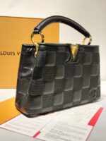 lv 599392 - Image 3