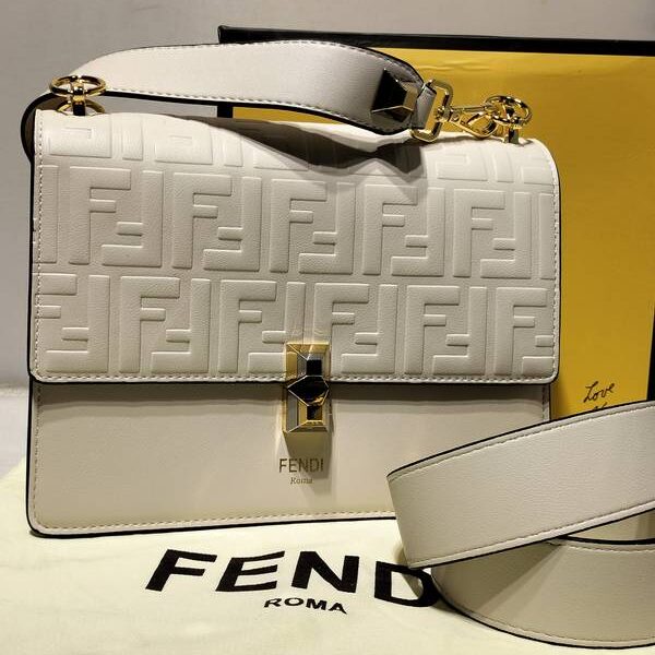 fendi 425-253