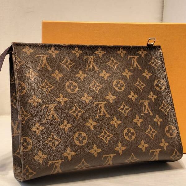 pochette clutch