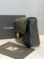 VINTAGE CC SQUARE FLAP BAG - Image 2