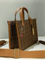 gigi large empire signature logo tote bag - Image 2