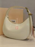 PATENT LEATHER HOBO BAG - Image 3