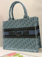 book tote