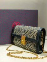 ALL OVER MONOGRAM PATTERN CLUTCH BAG - Image 3
