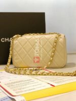 CHANEL QUILED MINI COCO FLAP - Image 2