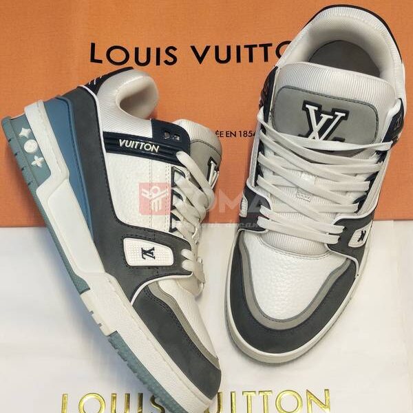 louis vuitton trainer shoes black and white