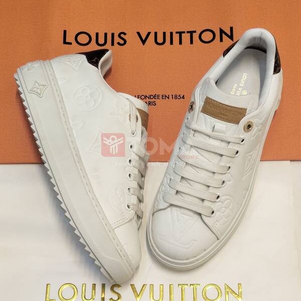 louis vuitton white time out