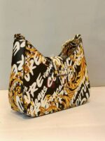 VERSACE 090516 - Image 2