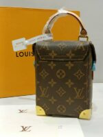 camera box other monogram canvas - Image 3