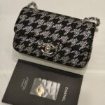 CLASSIC MINI FLAP HOUNDSTOOTH BAG
