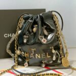CHANEL 22 SMALL HANDBAG