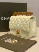 flap bag with wood handel - Image 2