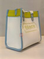 FIELD TOTE 22 IN COLOR BLOCK WITH COACH BADGE - Image 2