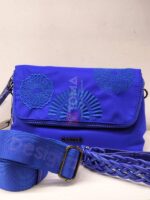 WATTERPROOF SLING BAG MANDALAS - Image 4