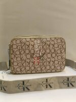 CAMERA LEATHER MONOGRAM BAG - Image 4
