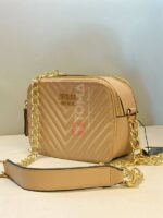 GUESS 2010300 - Image 2