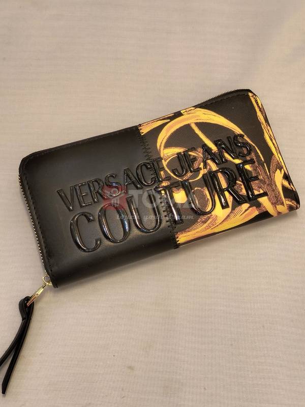 4303 VERSACE WALLET 7819 - Image 1