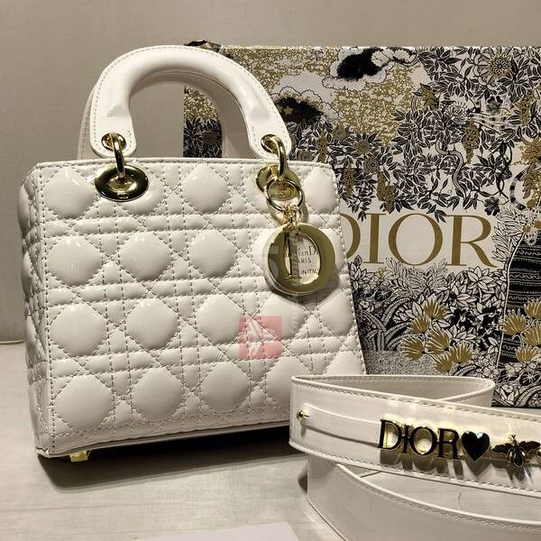 dior 18062