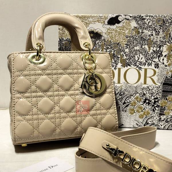 dior 18063