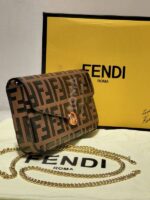 fendi 203102 - Image 4