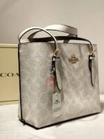 coach  894911 - Image 2