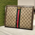 gucci clutch 8092