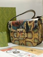 gucci 6022041 - Image 2