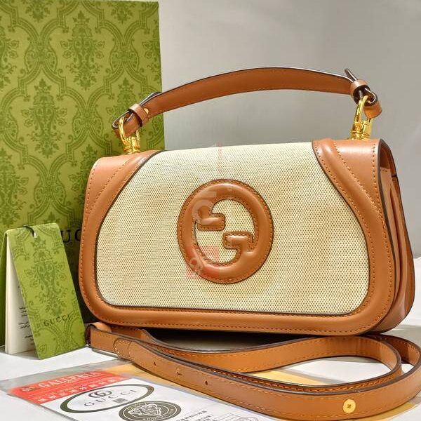 gucci 5889091
