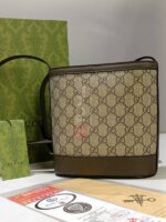 gucci 8206891 - Image 2