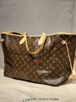 lv 40157 - Image 2