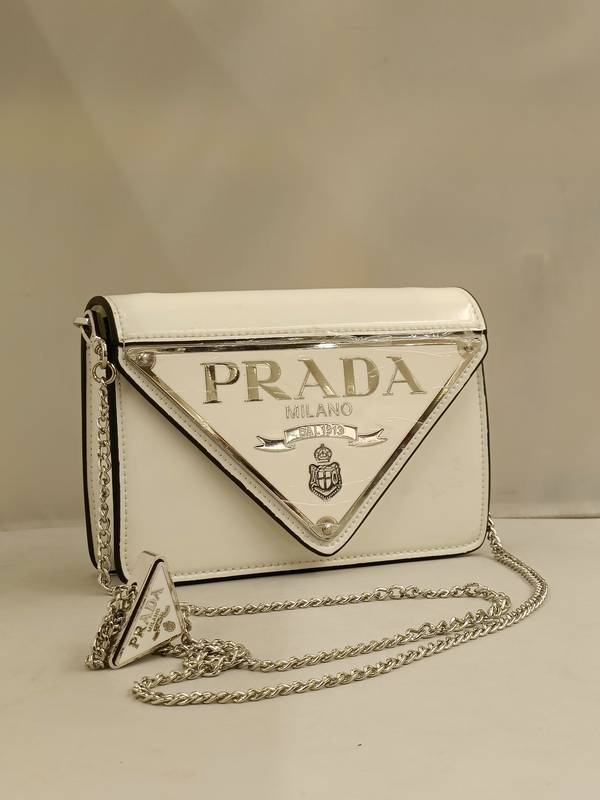 623 prada 1892 - Image 1