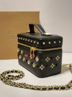 christian 91321 - Image 2