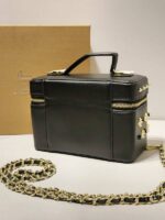 christian 91321 - Image 3