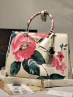 prada 247