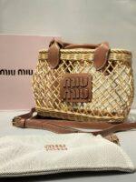 miu miu 8826