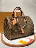 lv 12243 - Image 3